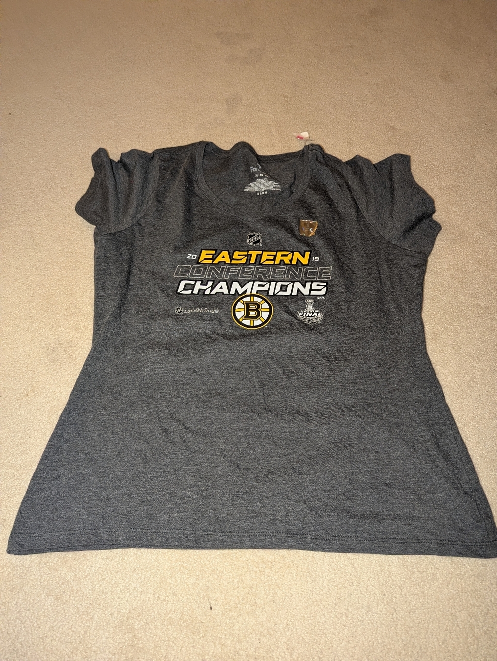 Nwot fanatics NHL 2019 eastern conference champions Boston bruins  women's